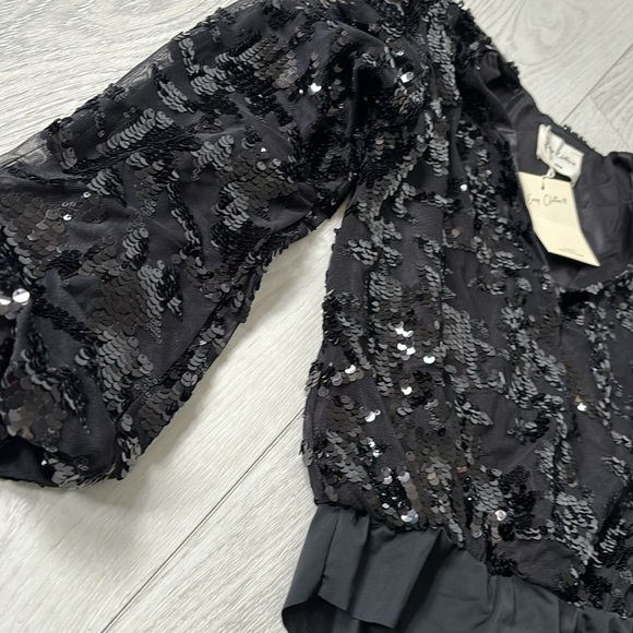 NWT Black sequin bodysuit size S/M​​ - Picture 3 of 4